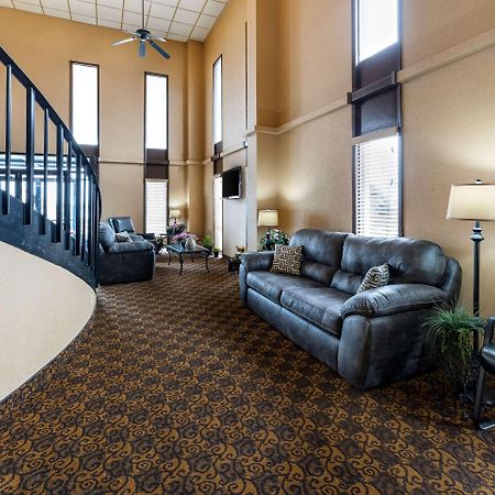 Rodeway Inn South Hutchinson Exteriér fotografie