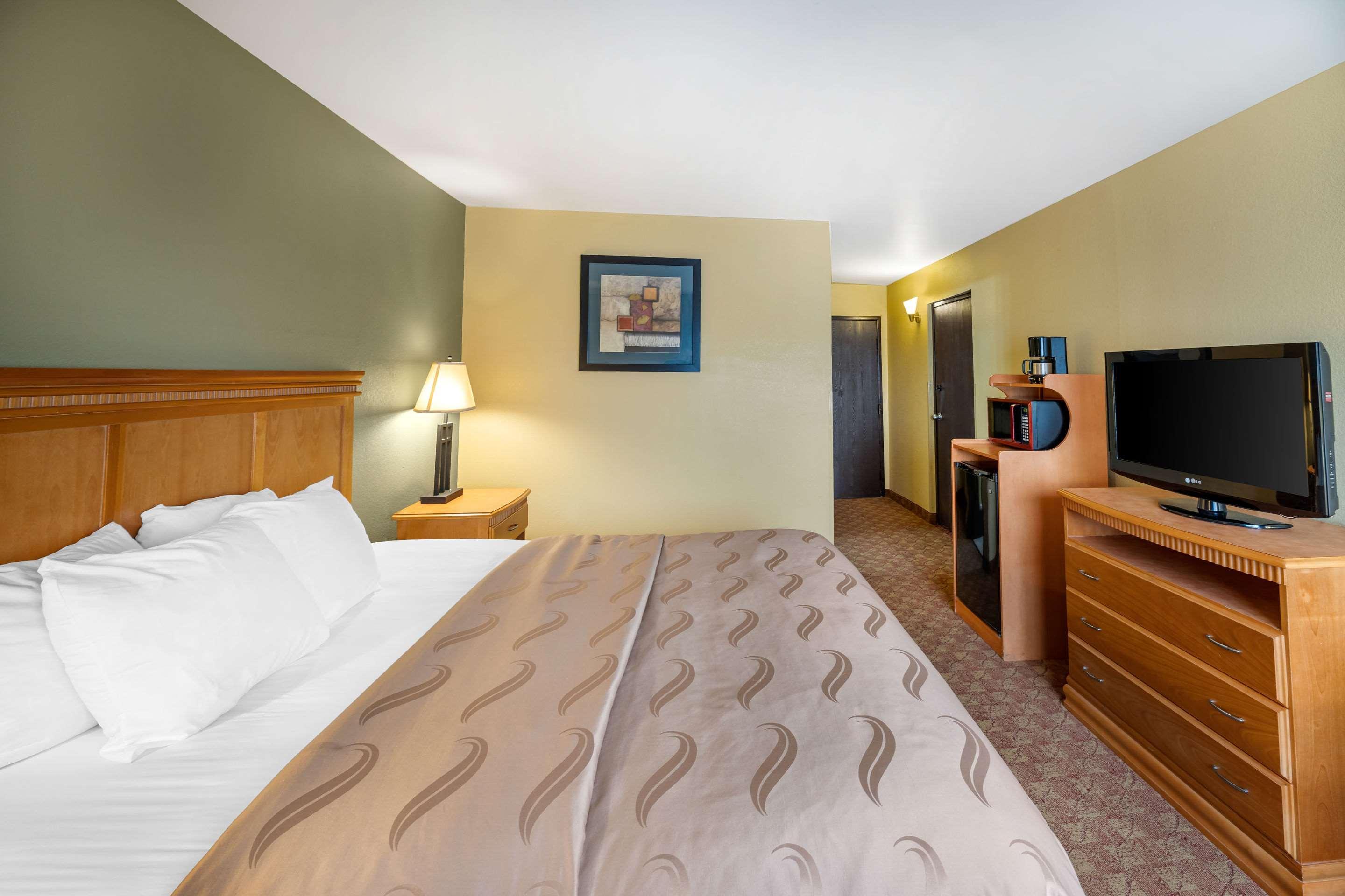 Rodeway Inn South Hutchinson Exteriér fotografie