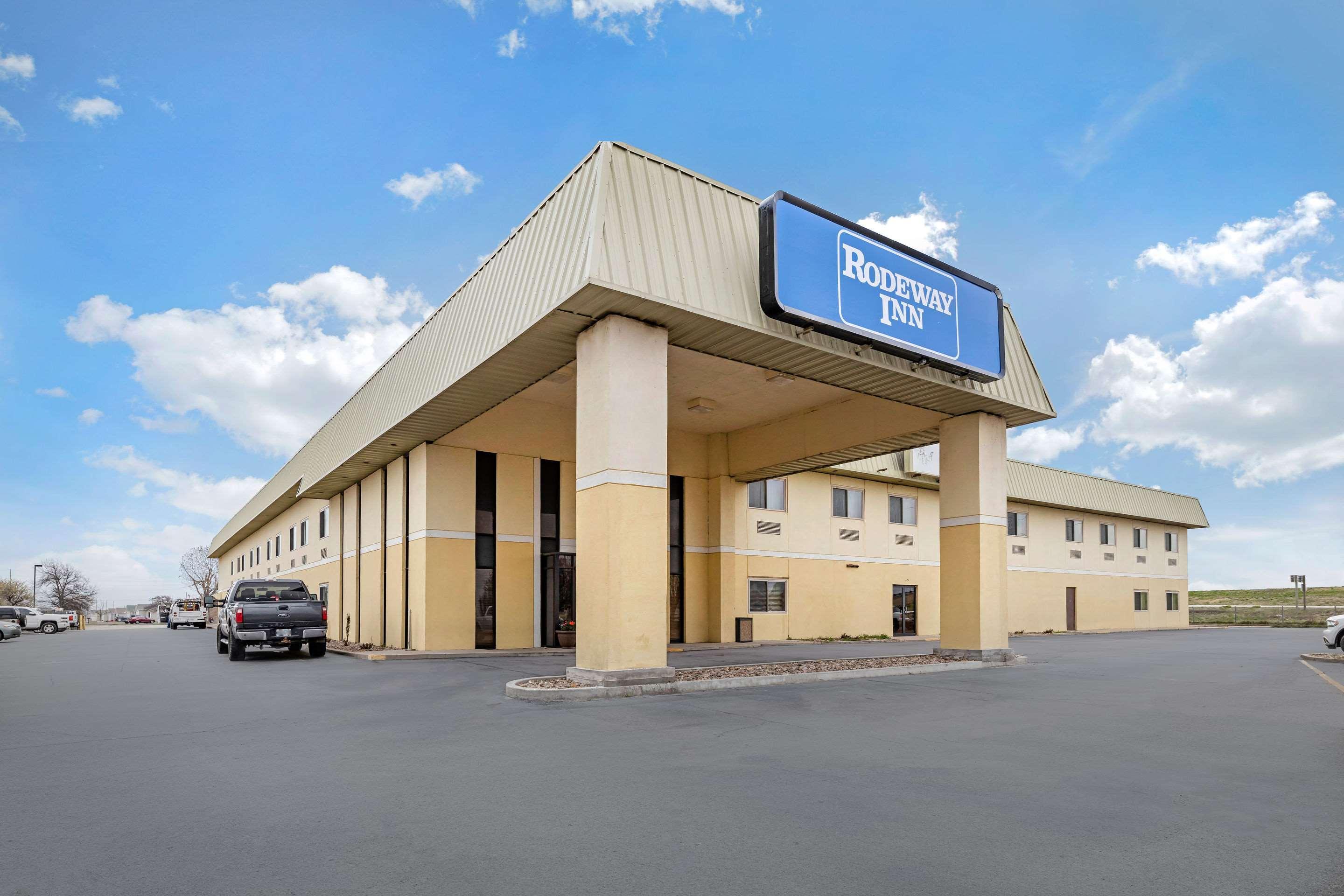 Rodeway Inn South Hutchinson Exteriér fotografie