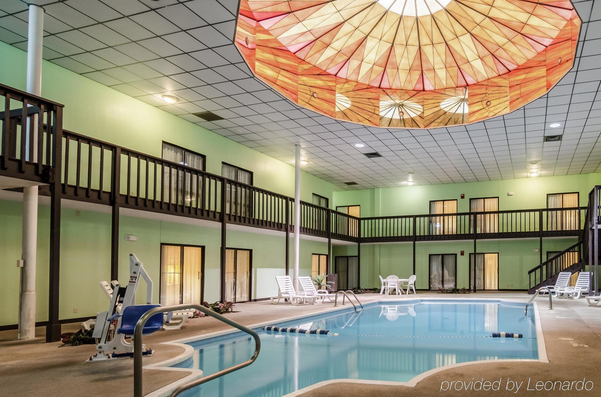 Rodeway Inn South Hutchinson Exteriér fotografie
